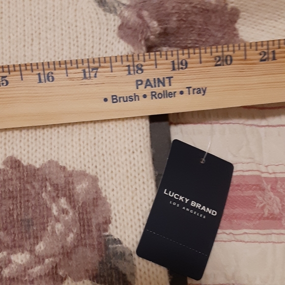 NWT, Lucky Brand, Los Angeles, Cotton Blend, Floral Pullover, Size Large - Picture 8 of 9